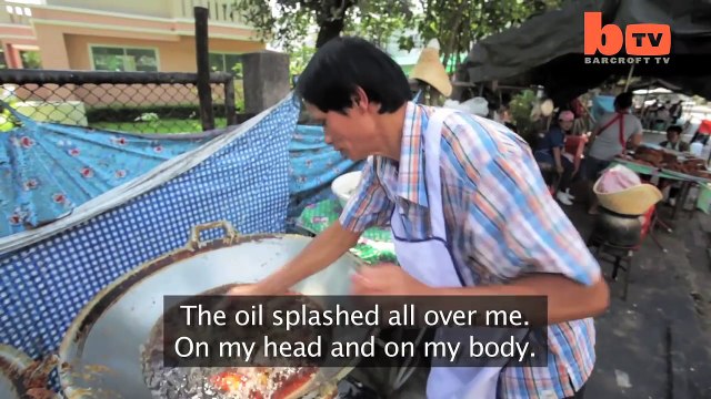 Superhands_ The Man That Fries Chicken With His Hands