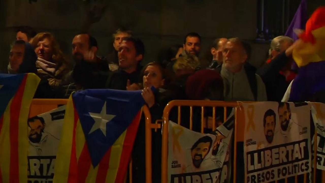 'Dava hukuki değil siyasi'