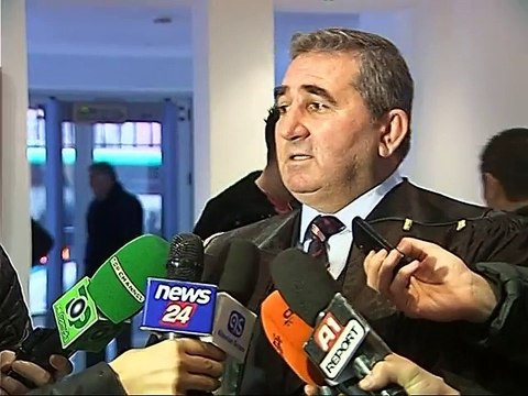 GJYKATA LE NE BURG POLICIN E PLAGOSUR ROLAND META NE RRUGEN E KAVAJES LAJM