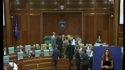 ANALISTET NE KOSOVE MENDOJNE SE KOALICIONI MUSTAFA THAÇI ESHTE I PERÇARE LAJM