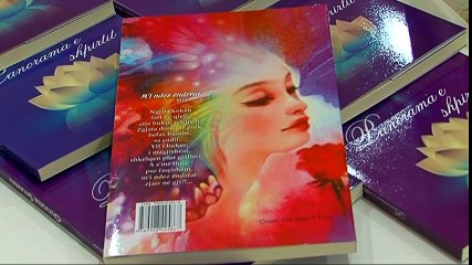 PROMOVOHEN LIBRA ME POEZI NE GALERINE E PIKTORIT AZEM KUÇANA NE AMBJENTET E “ETC” LAJM