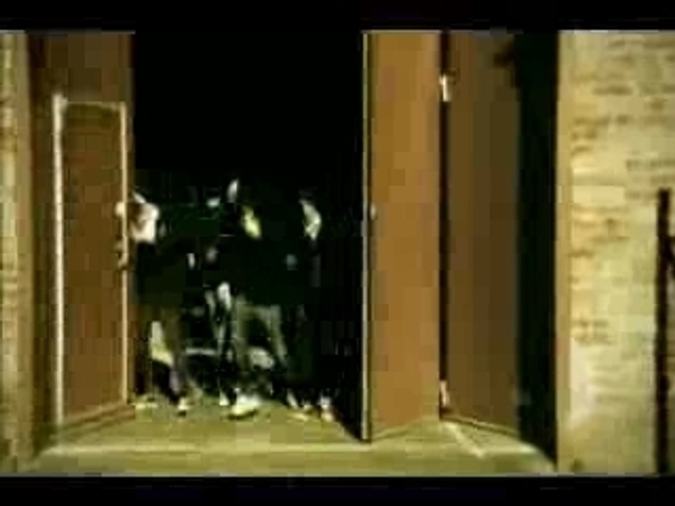 Arch Enemy “Revolution Begins”