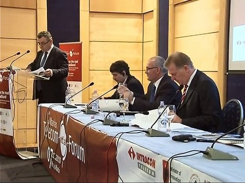 INTERNETI NE SHQIPERI TRING KERKON NJE KONTROLL ME TE MIRE TE TREGUT LAJM