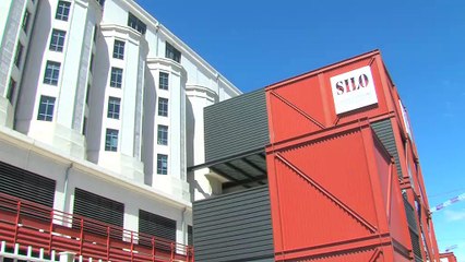 Quelques extraits du meeting de François Bayrou au Silo à Marseille