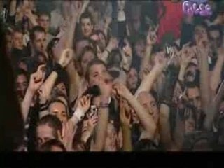 Avril Lavigne - My Happy Ending [Live In Paris]
