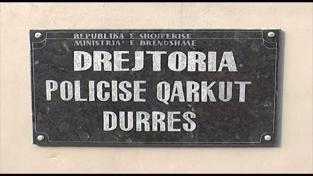 POLICIA ARRESTON NJE 37 VJEÇAR ITALIAN NE DURRES PASI IU GJET NE ÇANTE KOKAINE DHE KANABIS SATIVA LA