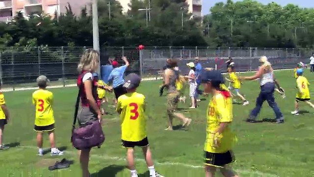 Filles, garçons, petits et grands... Le handball plaît à tout le monde !