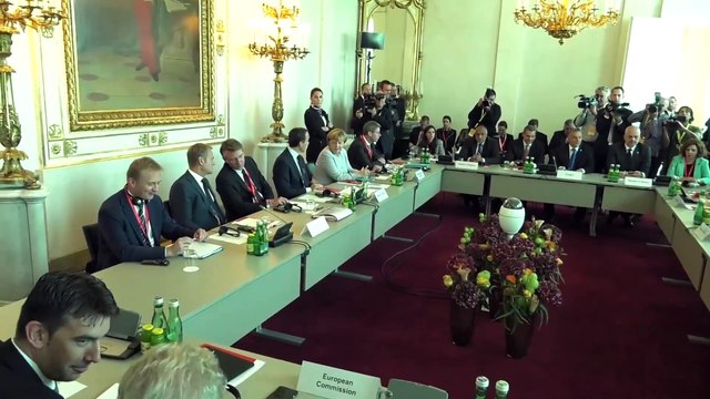 RAMA ME LIDERET E RAJONIT NE VJENE,SAMITI PER KRIZEN E REFUGJATEVE DHE RRUGEN E TYRE BALLKANIKE LAJM