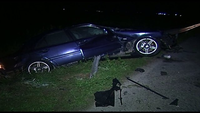 AKSIDENT I RENDE NE AKSIN KORÇE POGRADEC, KAMIONI PERPLAS VETUREN SHOFERI NE GJENDJE TE RENDE LAJM