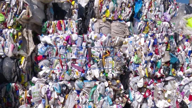 KRYEMINISTRI ME SHOQATEN E RICIKLUESVE, “NUK DO KETE ASNJE RREZIK NGA MBETJET, GJITHÇKA E KONTROLLUA