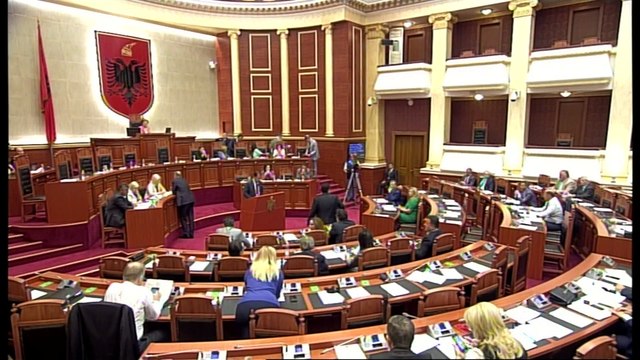 ARRIHET KONSENSUSI PER “SPAK”, PRANOHEN VEREJTJET E PD PER PR LIGJIN, BYLYKBASHI “RAMA TE KETE FRIKE