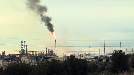 16H00 0 Lavéra: la fumée noire a disparu mais la torche est encore très forte