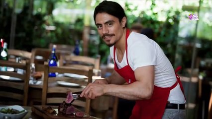 10 أشخاص عاديون أصبحوا مشاهير بالصدفة - منهم مصري شغل العالم !