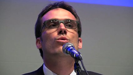 Les explications du Sous-Préfet Simon Babre sur la phase de concertation.