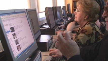 Los españoles, de los que más viven de la OCDE, pese a practicar poco deporte