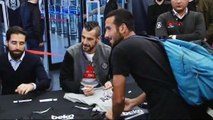 Beşiktaşlı Negredo'nun imza gününe yoğun ilgi