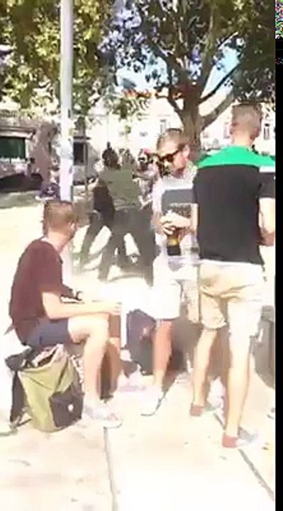 Polícia filmado a ser agredido em Lisboa