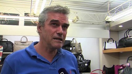 Philippe Durand, propriétaire de la boutique de maroquinerie LYMONY