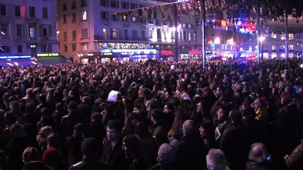 Les réactions des manifestants et les images du rassemblement