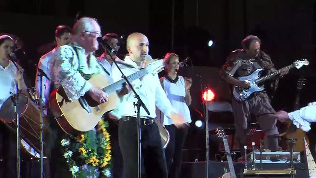 Tri Yann et Capouliero de concert