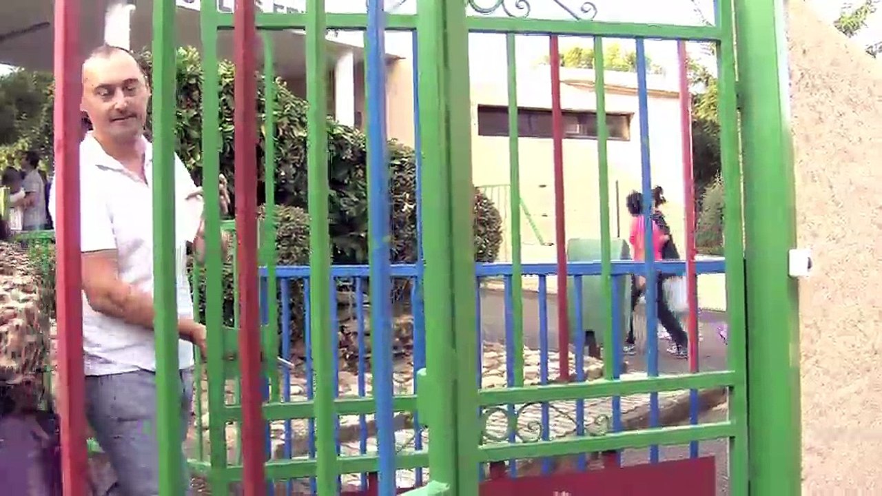 Rentrée des classes au groupe scolaire Jules Ferry à Istres,