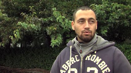 Les explications de Nacer, moniteur d'Auto-École.