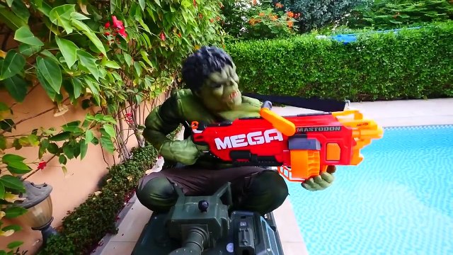 سبايدرمان ركوب على رباعية ث / الهيكل و مهرج + تعلم الألوان للأطفال الحضانة القوافي مضحك الاطفال الف