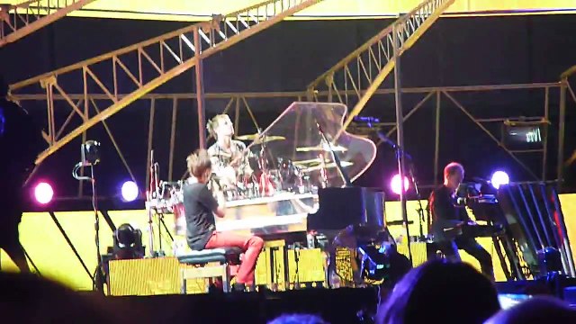 Muse - Feeling Good, Werchter Festival, Werchter, Belgium 6/18/2013