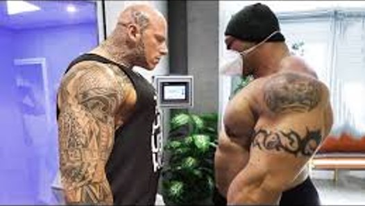 Martyn Ford and Aste Monster vs Monster Vidéo
