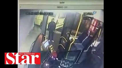 Halk otobüsünde hırsızlık kamerada