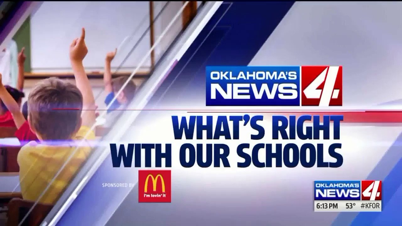 High School Football Team Stops Practice to Pay Respect to Passing Funeral Procession