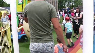 Peppa Pig World at Paultons Park, Rides, Dinosaurs and Much More | Day - Miss Rabbits Balloon Ride 1