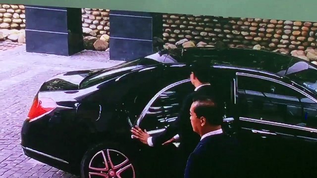 Duterte arrives for APEC Leaders' Summit in Vietnam