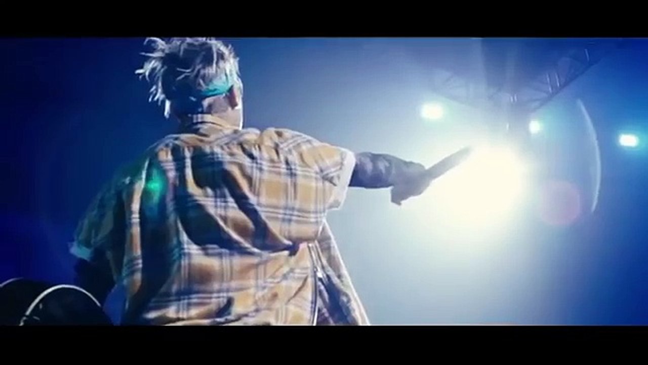DJ_Snake_feat._Justin_Bieber_-_Let_Me_Love_You_(Video_Official)