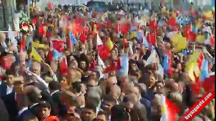 Meral Akşener, İstiklal Marşı ve saygı duruşunu unuttu