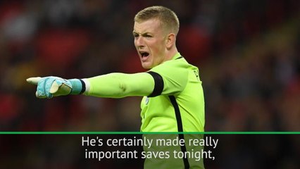 Télécharger la video: Southgate hails Pickford's 'important' performance