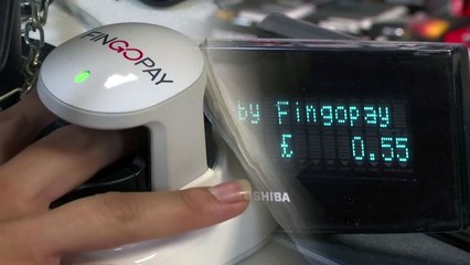 손가락 내밀면 "결제 끝"...'정맥 결제' 마켓 등장 / YTN