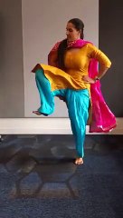 Beautiful Homely Girl Amazing Dance #Homely Dancer