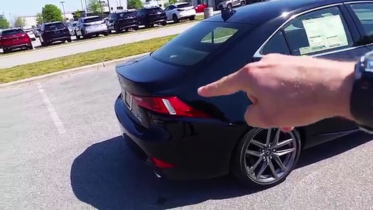 2016 / 2017 Lexus IS350 FSport Full Feature Review