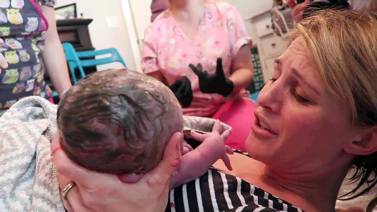 MIDWIFE HOME BIRTH VIDEO