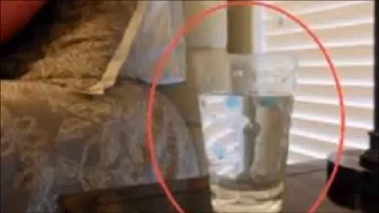 Como detectar si hay energías negativas en tu hogar, utilizando un solo vaso de agua