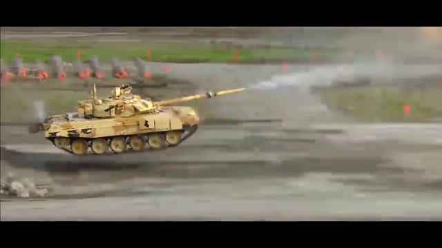 Impressionnant ce char peut tirer en sautant en roulant à fond !