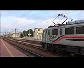 Wjazd i rozruch EU07-069 + EU07-144 Kolpremu z 42 ładownymi węglarkami + EN57  Katowice