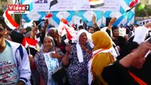مسيرة للباعة الجائلين بشبرا تطالب السيسي بالترشح لولاية ثانية