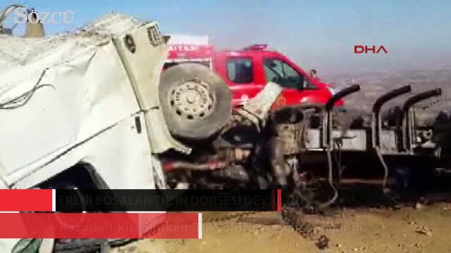 Freni boşalan TIR şarampole yuvarlandı