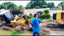 Heavy Equipment Heavy Truck Fails 2017 Excavator Accidents Caught On Tape Construction Machine Win