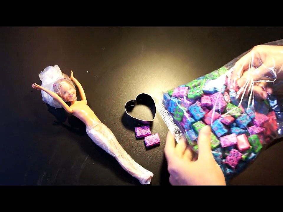 Barbie doll cake - how to decorate easily