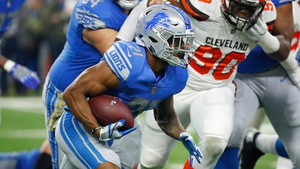 Ameer Abdullah breaks free for 20-yard run