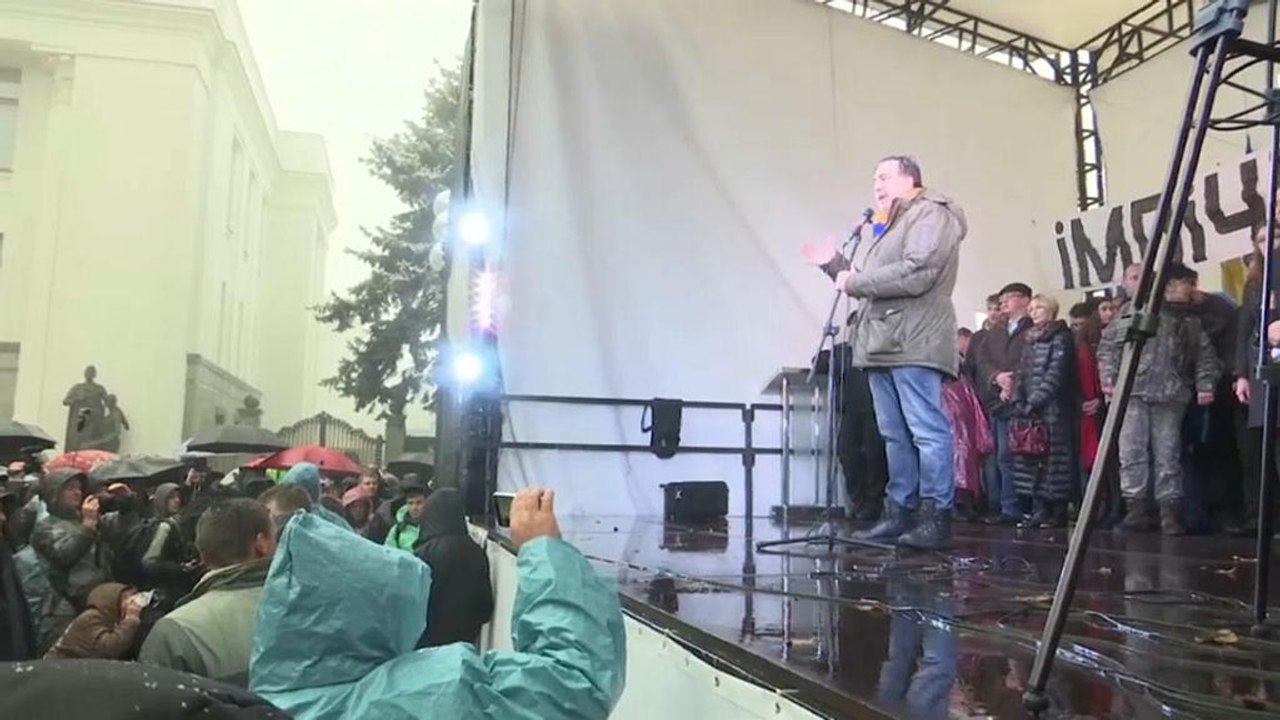 Ucraina in strada contro la corruzione