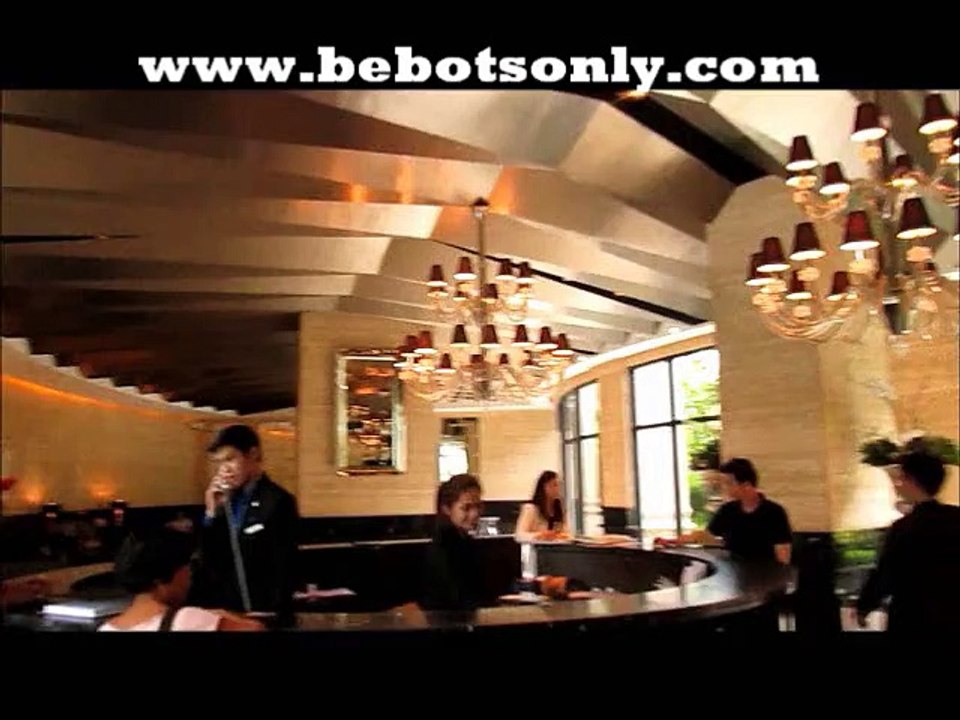 Filipina Girl So Beautiful I Had to Stop & Introduce Myself Makati Manila Philippines BebotsOnly